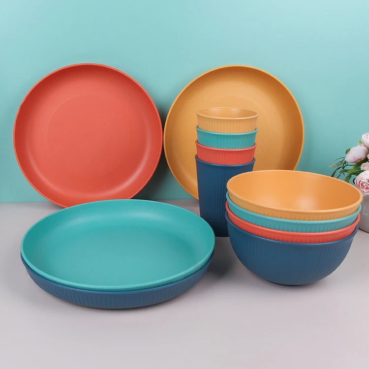 Wheat Straw Dinnerware Set (4)