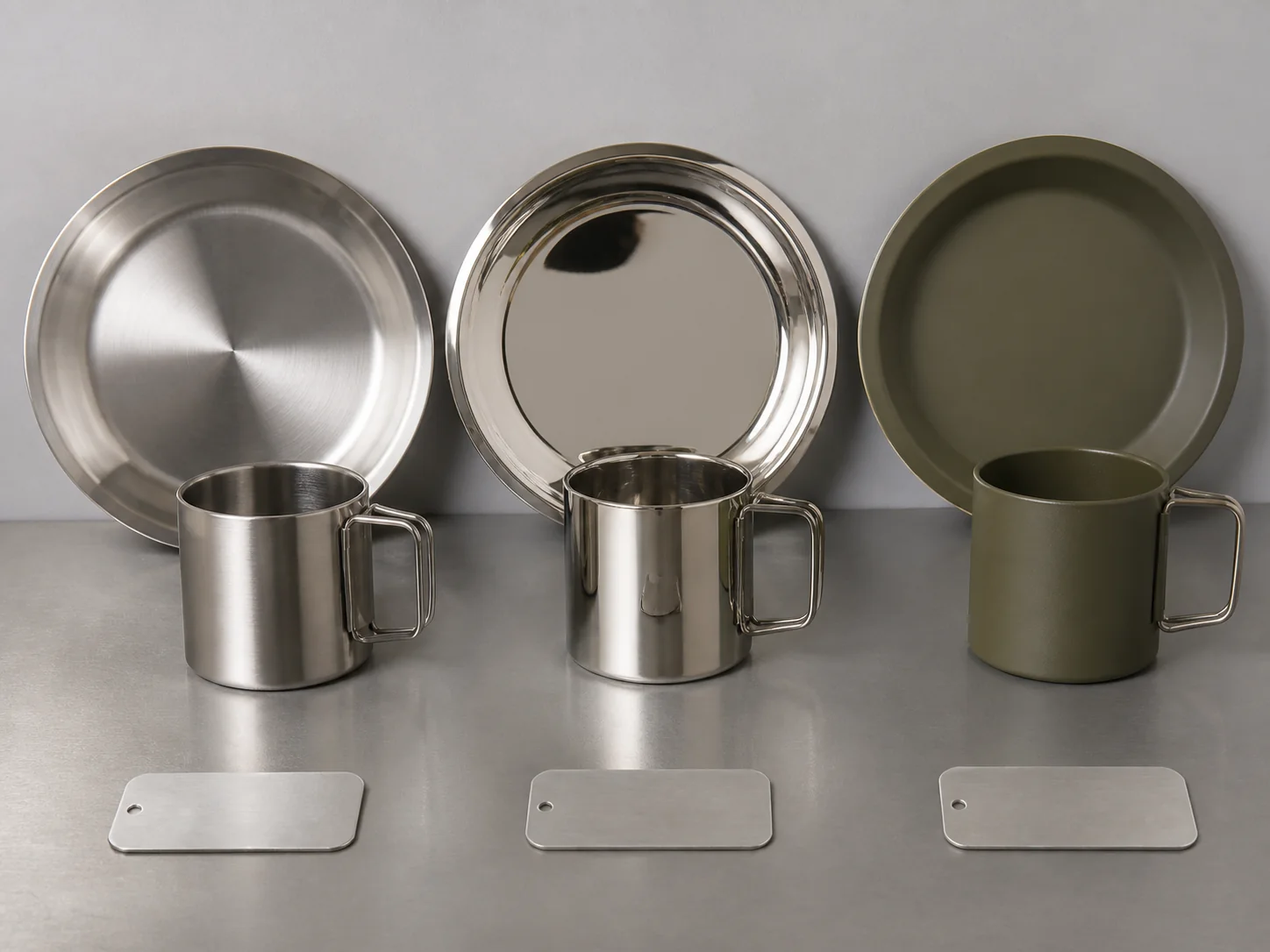 Brushed mirror and powder-coated stainless camping tableware finishes